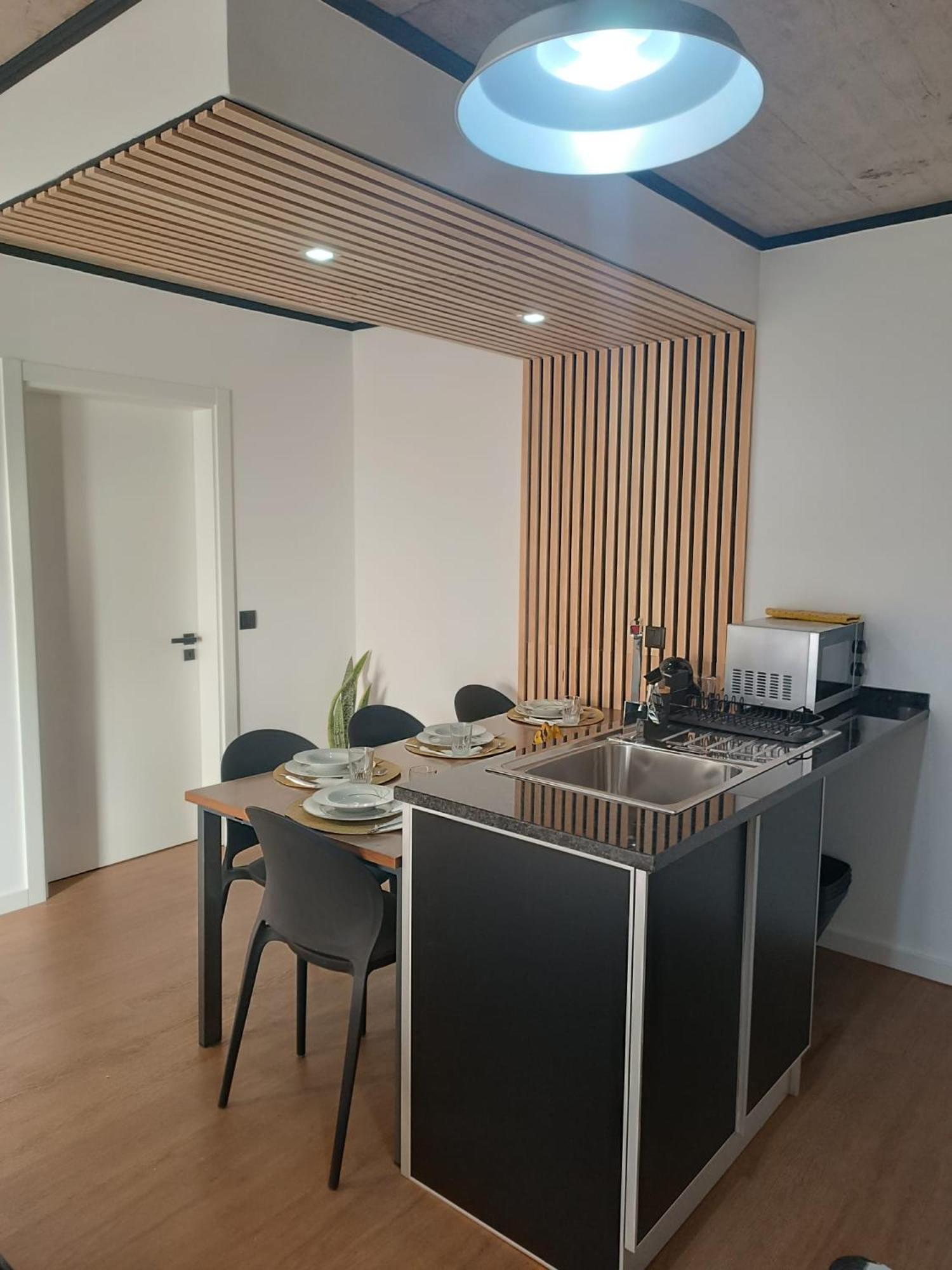Kings B&B Eiras Caniço Eksteriør bilde