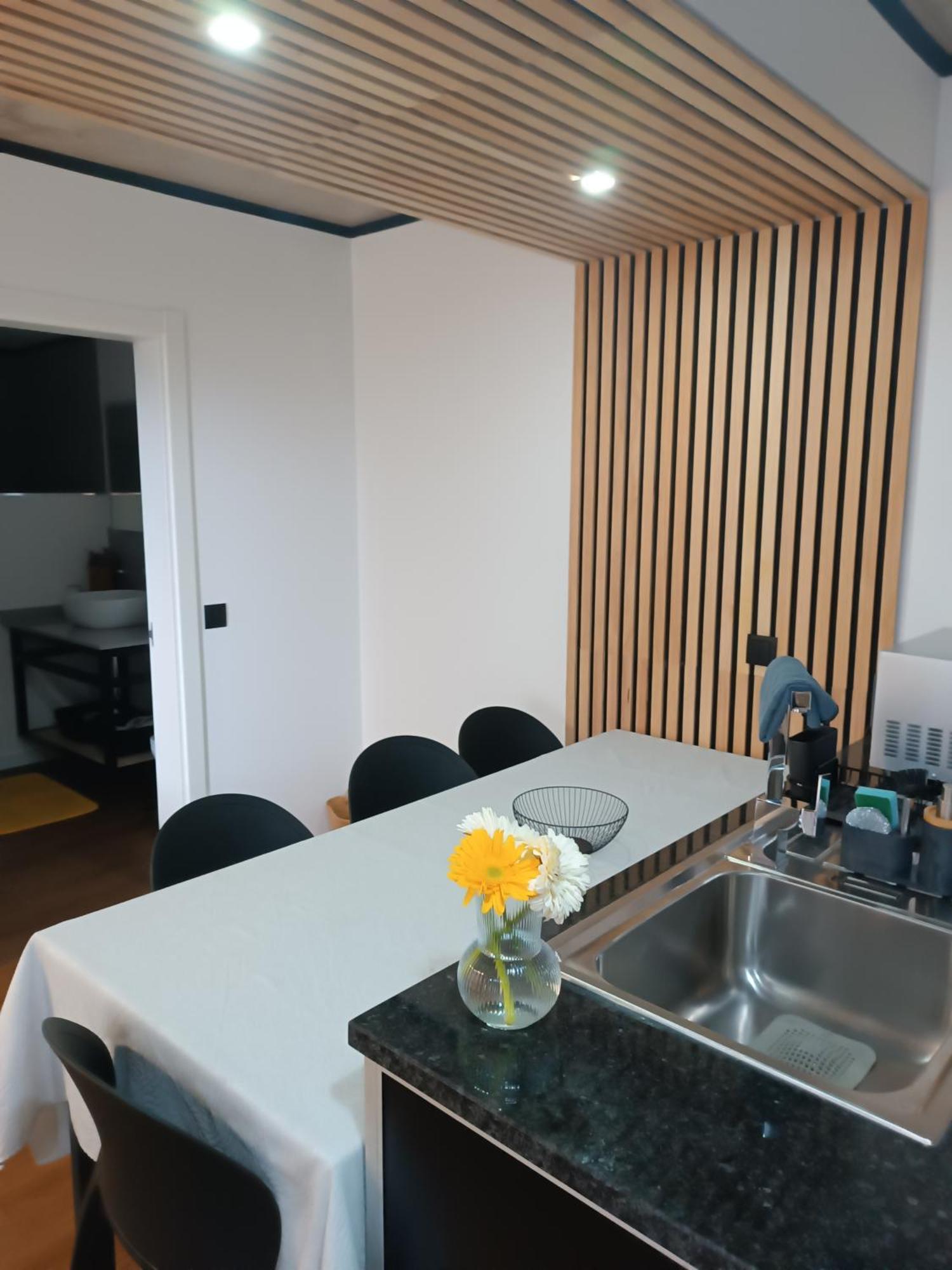 Kings B&B Eiras Caniço Eksteriør bilde
